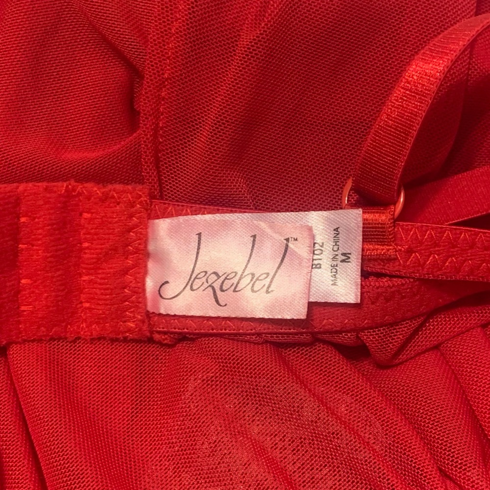 ⭐️NEVER WORN Jezebel Lace Babydoll Set - Picture 5 of 5